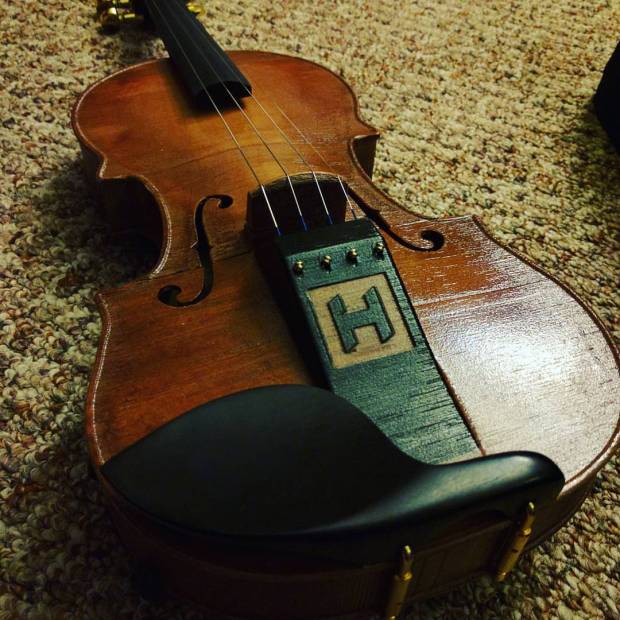 眼見(jiàn)為實(shí) 比原版還逼真的3D打印木質(zhì)小提琴-e鍵打印|3D打印服務(wù) 一鍵搞定
3D打印小提琴,3D打印木質(zhì)材料,3d打印打印服務(wù),3d打印3d,3d打印模型,成都3d打印店,成都3d打印公司,成都3d打印服務(wù),成都3d打印機(jī)